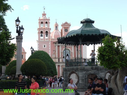 Estado de Querétaro, México. Tequisquiapan; Plaza Central.