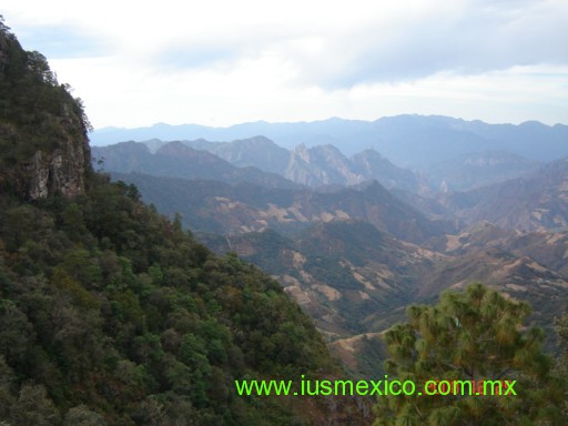 ESTADO DE DURANGO, México. Pueblo Nuevo; El Espinazo del Diablo.