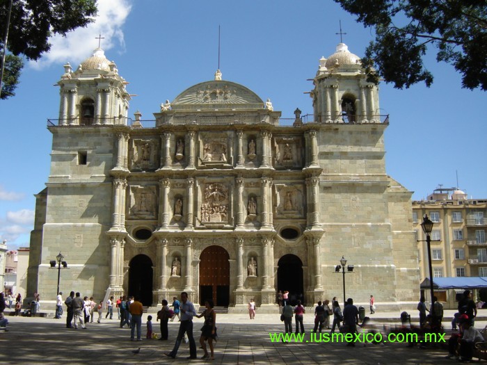 Estado de OAXACA, México. Cd. de Oaxaca; Catedral.