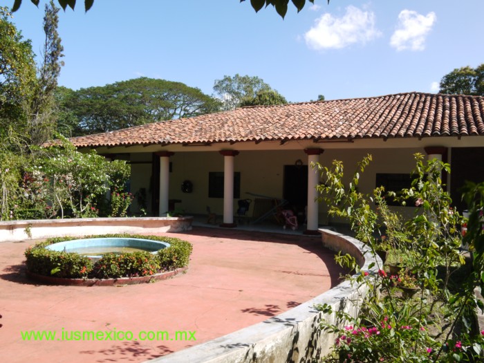 Tabasco, M&eacute;xico. Comalcalco. Finca "Cholula".