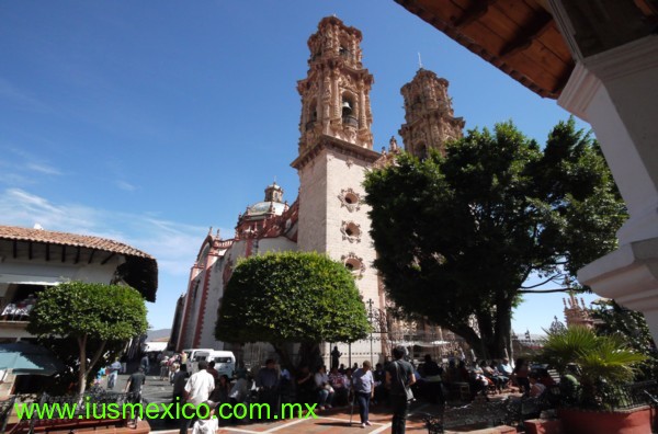 Estado de Guerrero, México. Taxco; Templo de Santa Prisca.