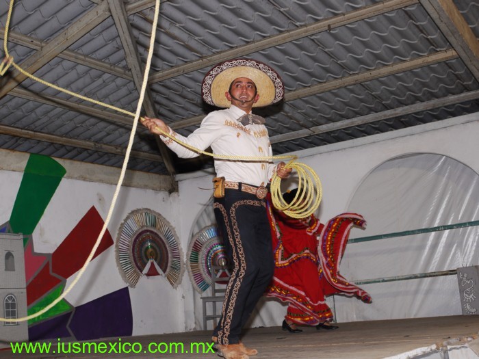 Estado de Puebla, México. Cuetzalan; espectáculo folklórico, en el Lienzo Charro "El Potrillo"