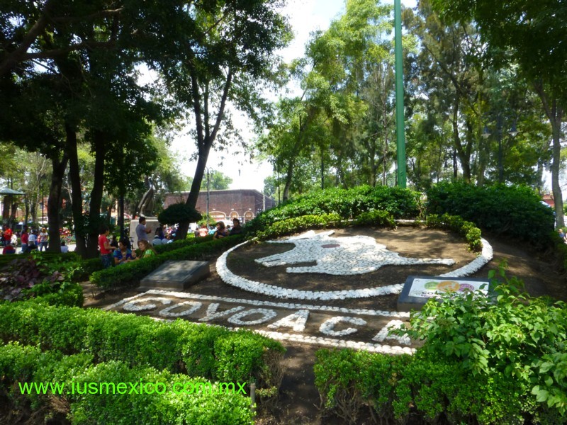 DISTRITO FEDERAL, México. Coyoacán; Jardín Hidalgo.