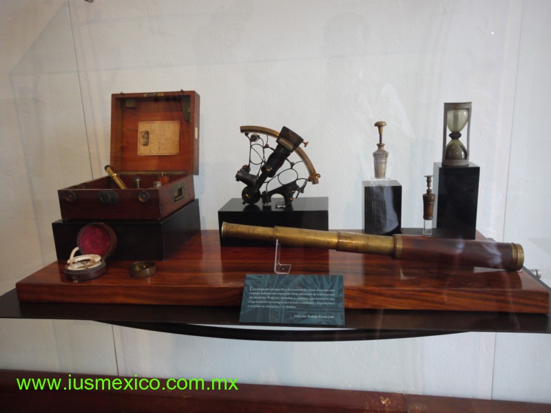 ESTADO DE GUERRERO, México. Museo Histórico de Acapulco, instrumentos antiguos de navegación.