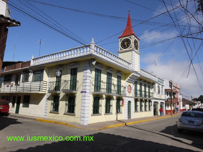 Puebla, México. Zacatlán. Museo y fábrica de relojes monumentales "Centenario".