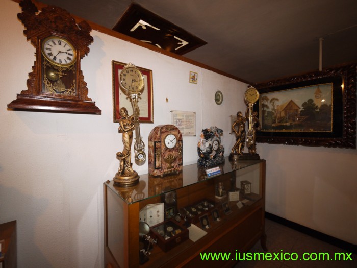 Puebla, México. Zacatlán, Museo y fábrica de relojes "Centenario"