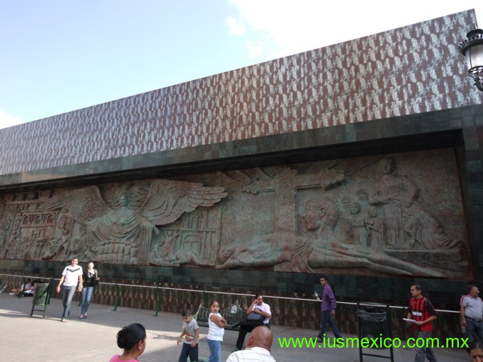 Estado de Guanajuato, M&eacute;xico. Cd. de Le&oacute;n; Plaza Catedral.
