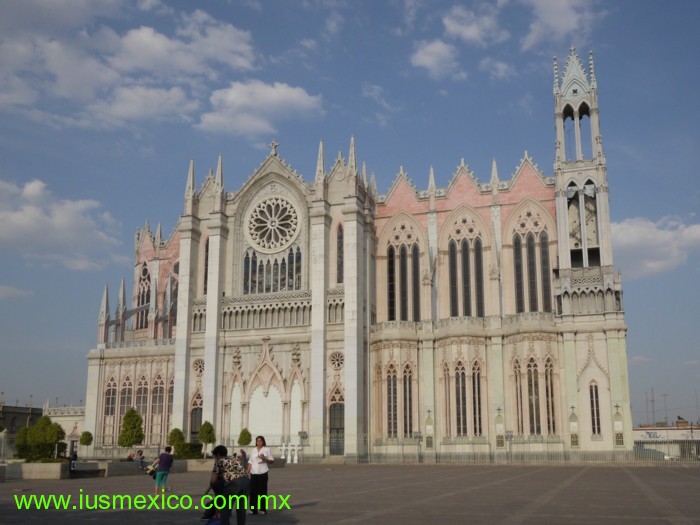 Estado de Guanajuato, M&eacute;xico. Cd. de Le&oacute;n; Templo Expiatorio.